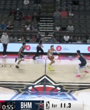 开云体育-爆砍59分！NBA扣篮王麦克朗加冕G联赛历史得分王，球迷跪求转正