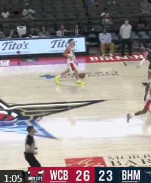 开云体育-爆砍59分！NBA扣篮王麦克朗加冕G联赛历史得分王，球迷跪求转正